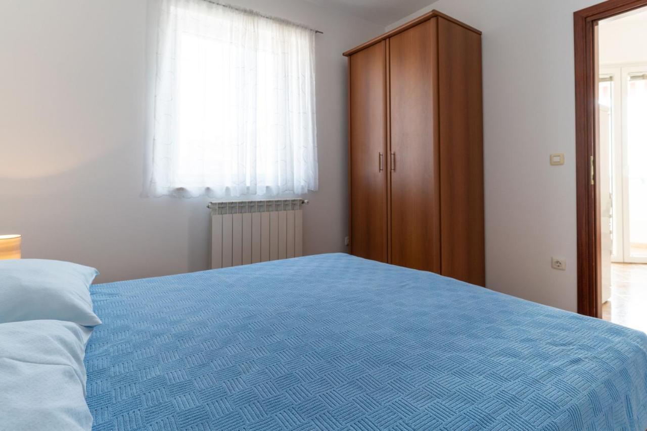 Apartments Anamarija Rovinj Bagian luar foto